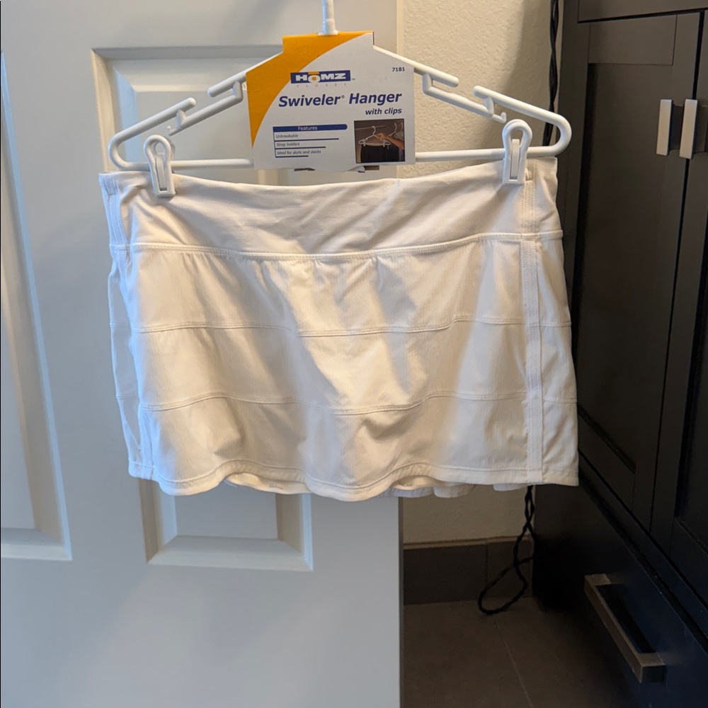 lululemon athletica White Athletic Skort with Inner Liner size 12 regular